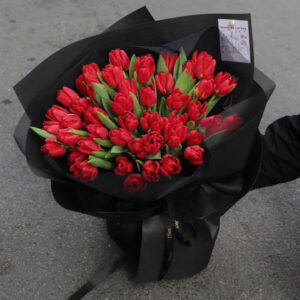 bó hoa tulip hiện Đại Đỏ
