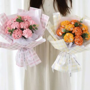 bó hoa cẩm chướng tối giản cam