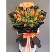 bó hoa tulip vintage cam