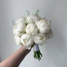 bó hoa mẫu Đơn vintage trắng